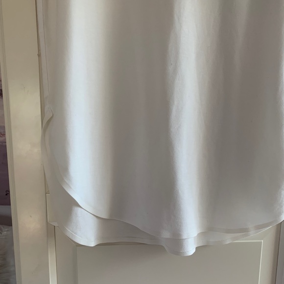 Uniqlo short sleeve - Picture 2 of 7